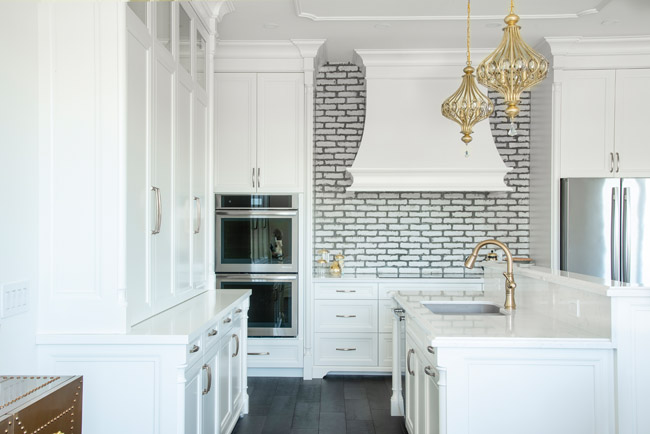 Arbour Vale white kitchen