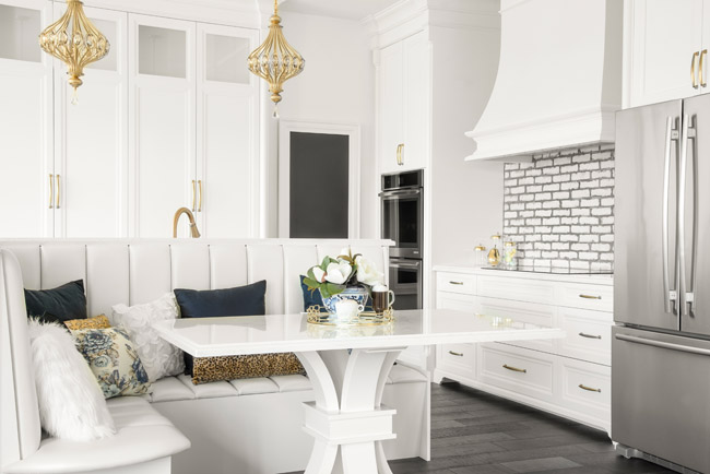 Arbour Vale white living room2