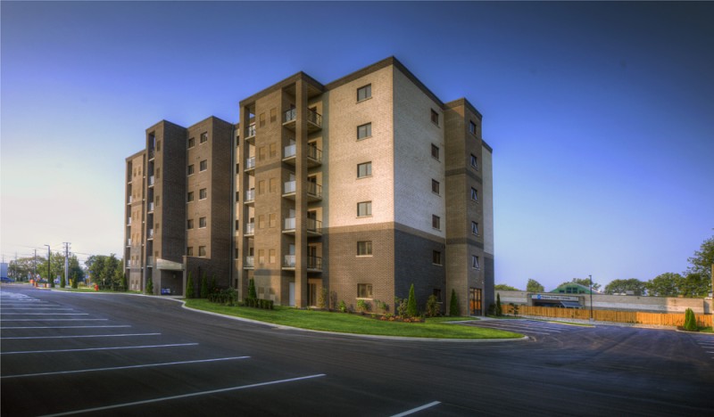 pine mansion 3 condo exterior