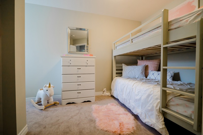 bunkbed in kids bedroom
